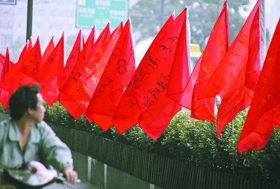 扫清“拦路虎” 春节不停工